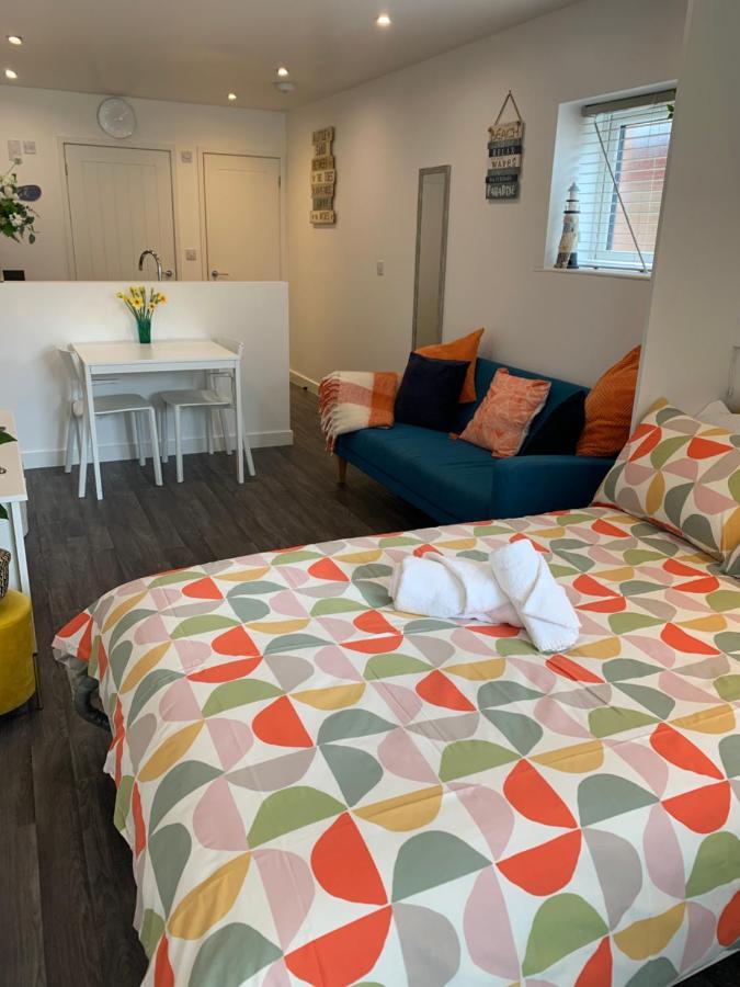 Bournemouth Nr Town Beach Train Coach Shops Lovely Entire Apartment Allows Quiet Good Dogs Buitenkant foto